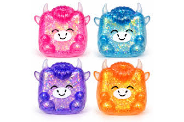HAMISH HIGHLAND COW SQUISHY CUBE 4 ASSORTED 