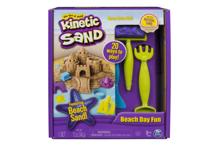 Kinetic Sand Beach Day Fun
